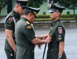 Upacara Penutupan Pendidikan Bintara TNI AD di Pakatto, Pangdam Bobby Rinal Memimpin