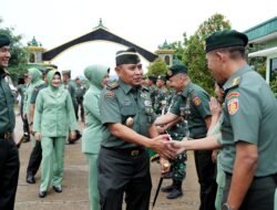 Pangdam XIV/Hasanuddin Kunjungi Divif 3/Kostrad: Jaga Komunikasi dan Koordinasi Efektif