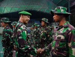 Kabintaljarahdam Mewakili Pangdam XIV/Hsn Memimpin Tradisi Penerimaan Personel Baru Kodam XIV/Hsn Lulusan Dikjurta Abit Dikmata PK TNI Gel I TA. 2023