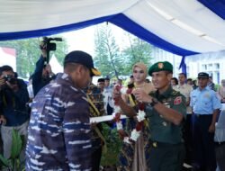 Mengawal Kedaulatan Laut : “Pangdam XIV/Hasanuddin Sambut Kedatangan KRI Marlin 877”