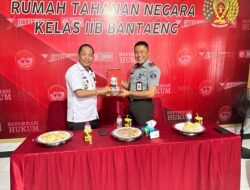 Sinergi Efektif : Rutan Bantaeng Menerima Kunjugan Kepala Rutan Sinjai dalam Mewujudkan Zona Integritas yang Optimal