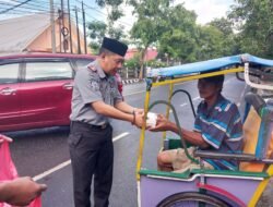 Wujud Rasa Syukur dan Peduli: Rutan Bantaeng Bagikan 100 Paket Takjil ke Masyarakat