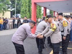 Apel Perdana dan Halal Bihalal Pasca Lebaran Idul Fitri 1445 H di Polres Bone: Kapolres Arief Doddy Suryawan Memimpin
