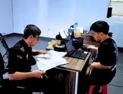 Dukungan Peningkatan Perekonomian Daerah: Bea Cukai Makassar Berikan NPPBKS ke PT Bumi Royal Phinisi