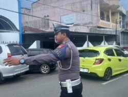 Satlantas Polres Bone Lakukan Ini Saat PAM Gereja