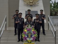 Kementerian Hukum dan HAM Sulsel Gelar Ziarah dan Tabur Bunga di Taman Makam Pahlawan Panaikang Makassar