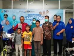 Sunatan Massal dalam Rangka HUT Sulsel Diikuti 33 Anak, Pj Gubernur Prof Zudan Bagikan Hadiah Sepeda