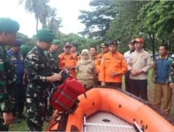Kadis Sosial Kota Makassar dan Kepala Staf Kodam (Kasdam) XIV/Hasanuddin Hadiri Apel Gelar Pasukan Penanggulangan Bencana Alam Banjir