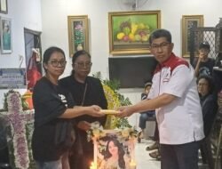 Unhas Serahkan Dana Duka dan Berikan Pendampingan Psikologis untuk Korban Musibah Sungai Bislab