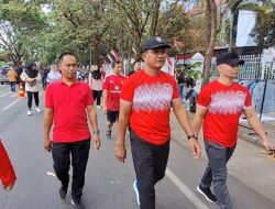 Ketua Umum Pengcab KKI Maros Ikut Jalan Santai dan Beri Penghargaan Atlit Berprestasi