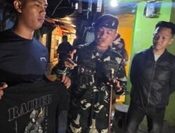 FAKTA TERUNGKAP! Pria Berbaju “RAIDER” di Demo UMIPernyataan Resmi: Suaib dan Fadli Bukan Anggota TNI atau Intel.